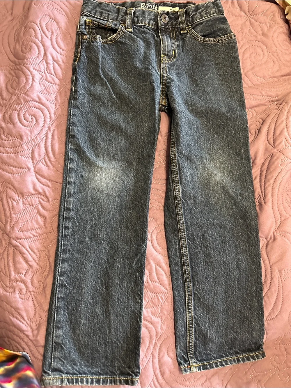 Oshkosh B’Gosh little boy jeans. Blue denim straight leg size 7H.